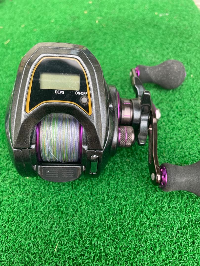 デジタル表示 ベイトリール ブラック/パープル