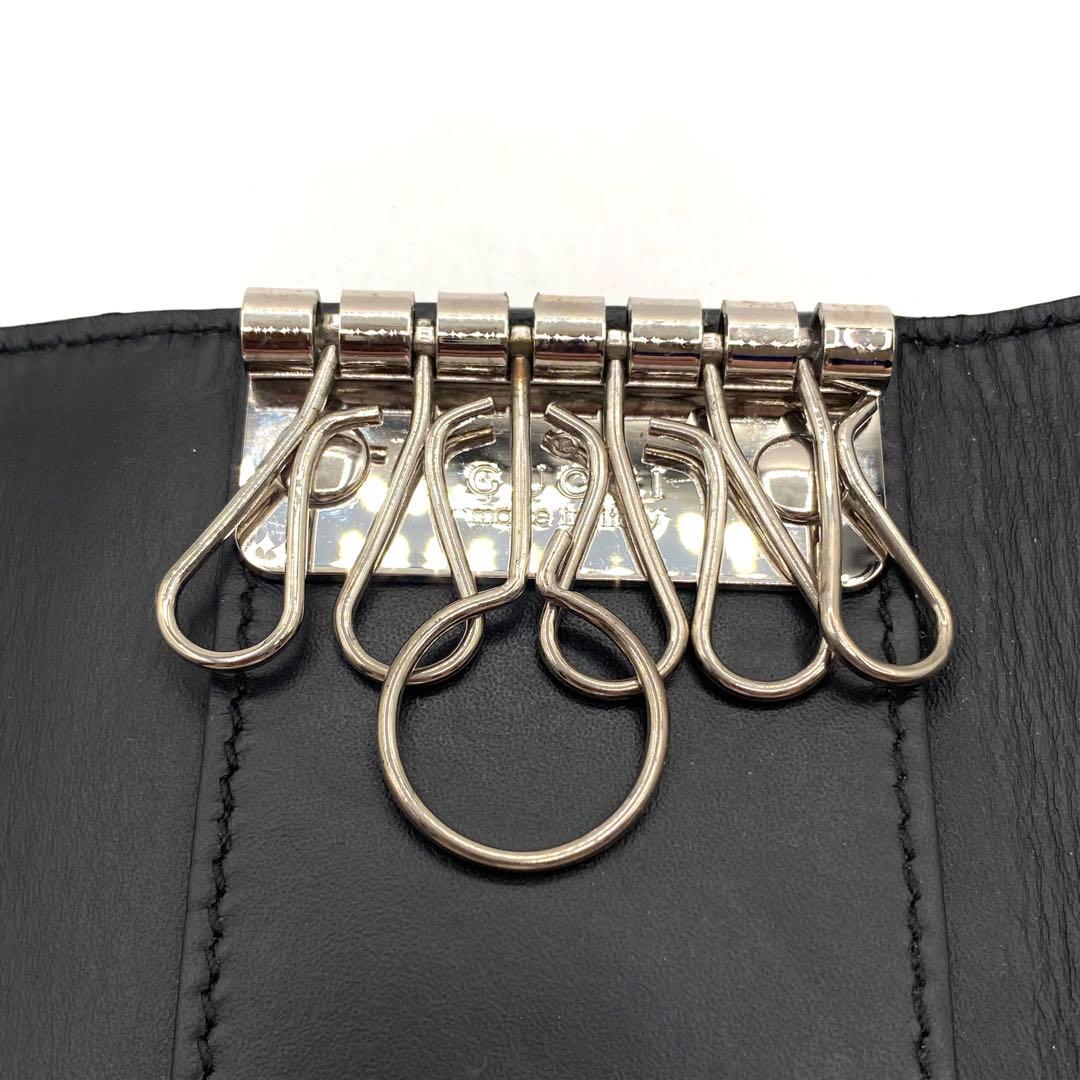 美品　GUCCI ブラックレザー　6連キーケース　GG柄　473924