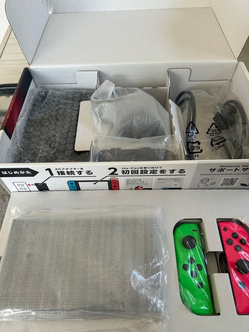 Nintendo Switch 本体 ネオンピンク・ネオングリーン セット