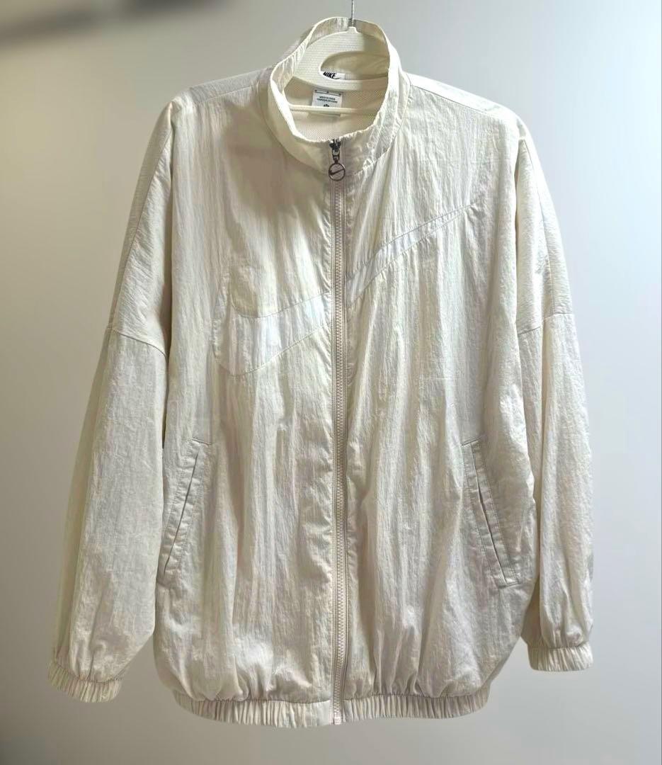 美品　NIKE ナイキ エッセンシャル　ウーブンジャケット　M