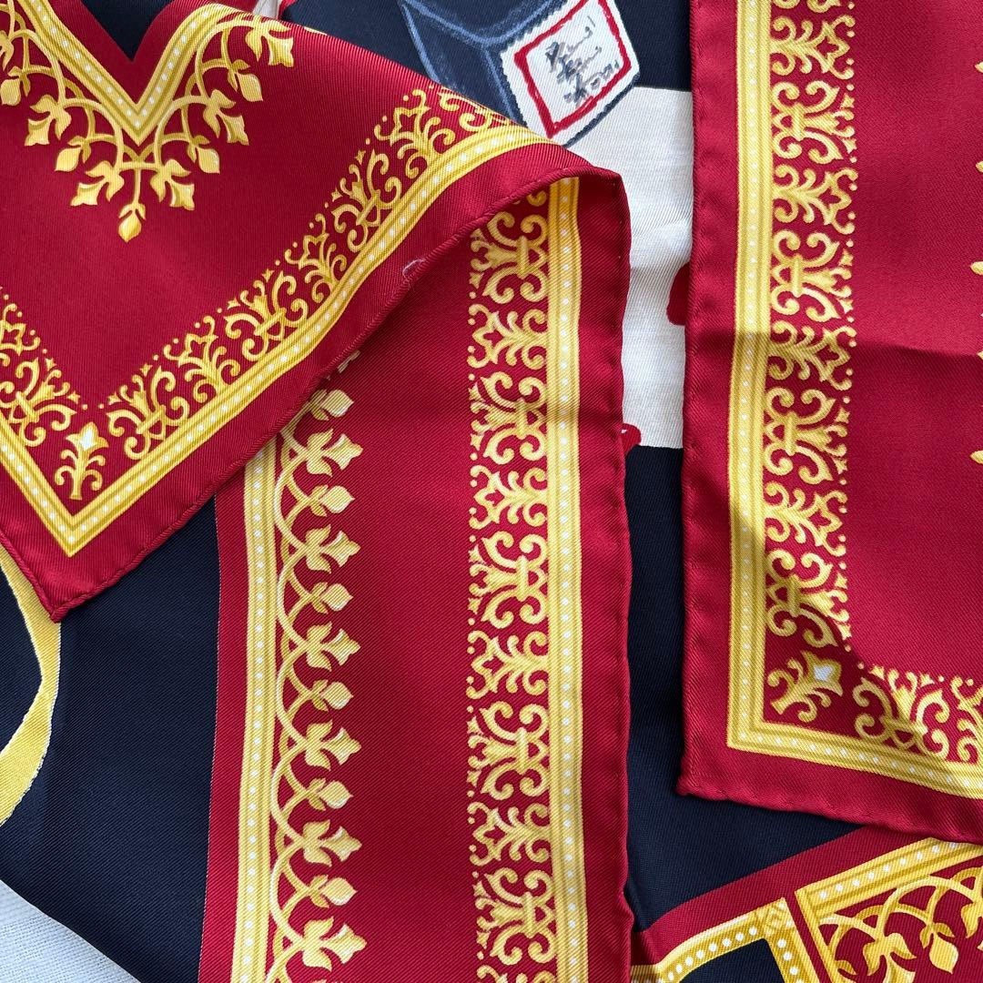 ETRO シルク　スカーフ　イタリア製　エトロ　書物　BIBLIOMANIA 筆