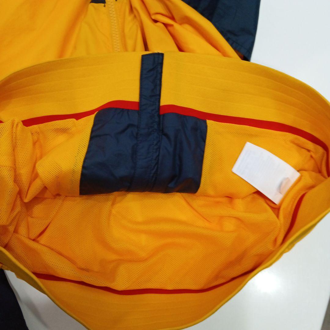 Nike FC Barcelona ウィンドブレーカーＬサイズ