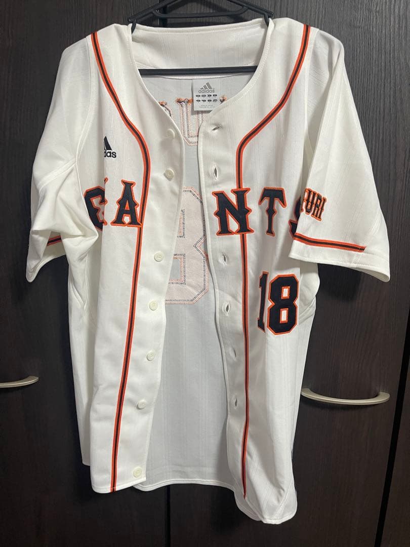 【希少】ADIDAS アディダス　巨人　杉内俊哉　ユニフォーム　刺繍　M 18番