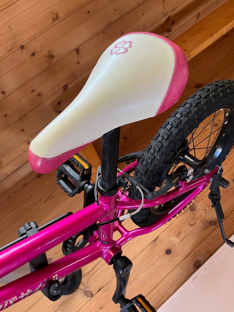 【引き取り限定】キッズバイク　ヨツバサイクル YOTSUBA 16インチ ピンク