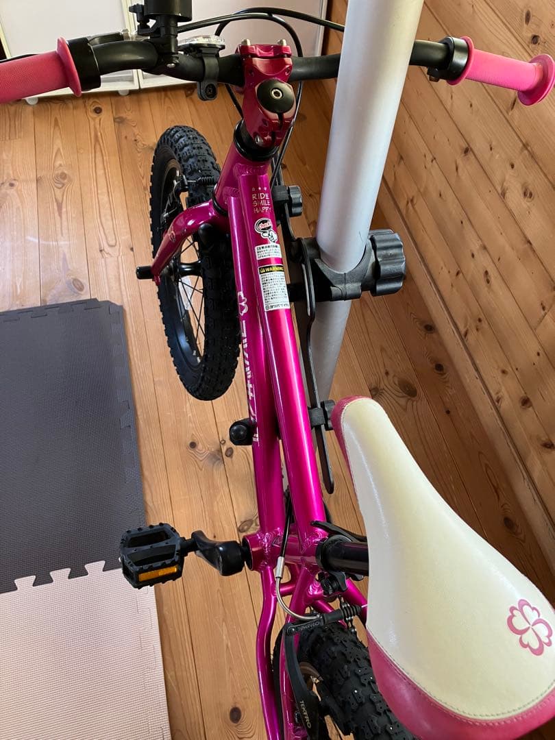 【引き取り限定】キッズバイク　ヨツバサイクル YOTSUBA 16インチ ピンク