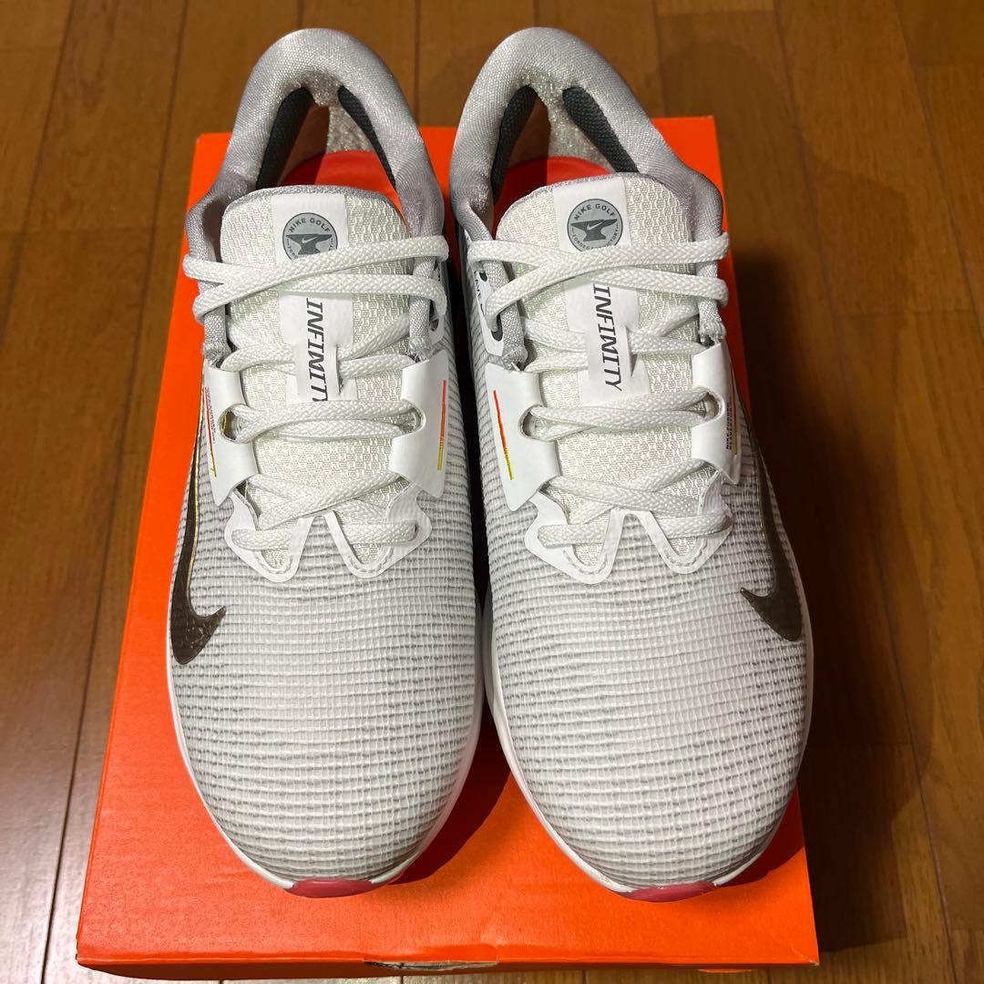 ナイキ　エアズームインフィニティツアー25.5cm