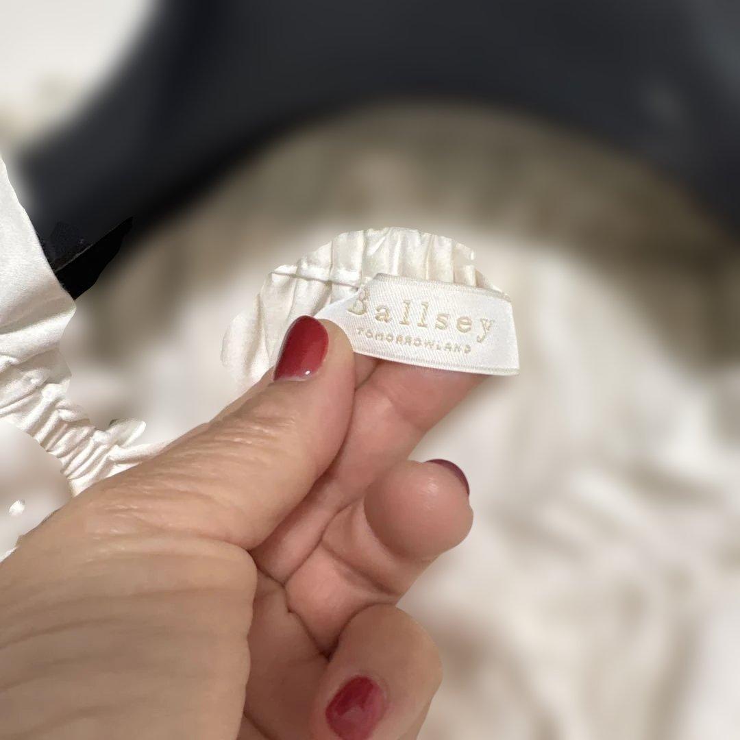 Ballsey ボールジィ　トゥモローランド　フリルブラウス 36