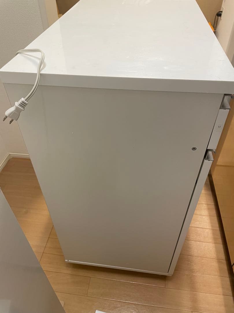 美品 ホワイトキッチンカウンター 電源コンセント付き