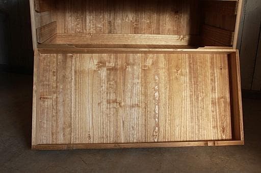 古い木製の引き出し5段　食器棚　キャビネット　古家具　古民家