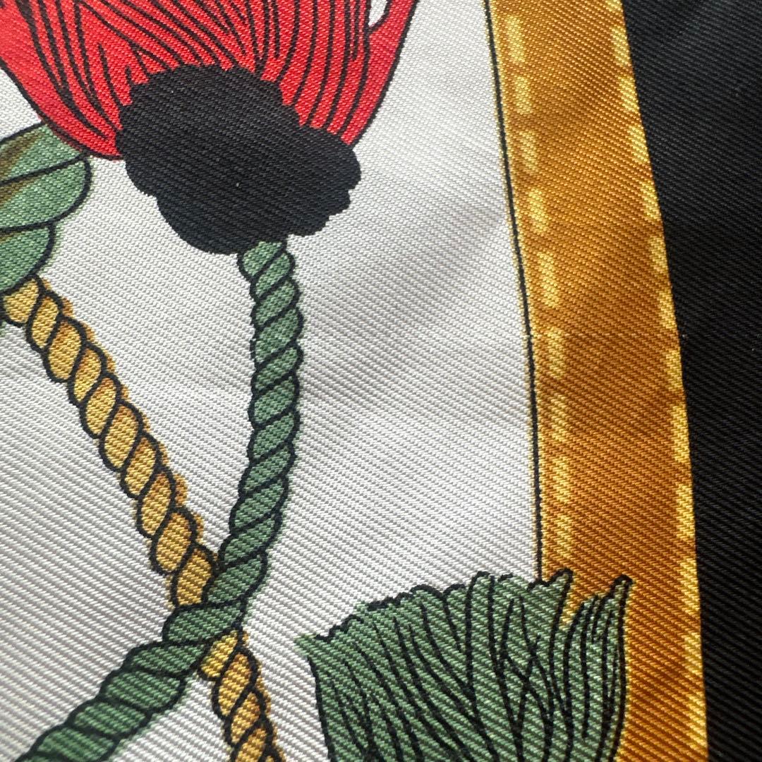 HERMES シルクスカーフ　カレ90