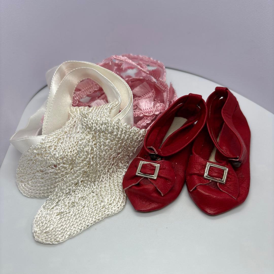 ビスクドール、ヘッド　ジュモー 赤のシューズ付き