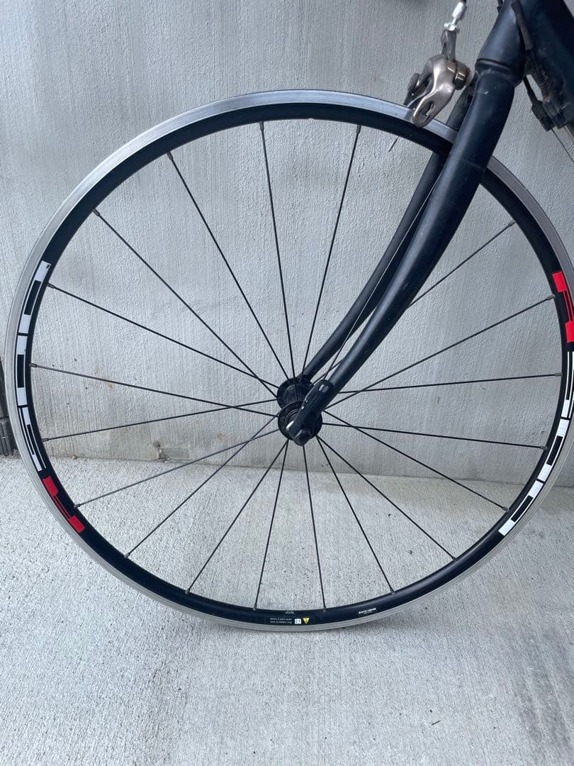 ロードバイク マットブラック