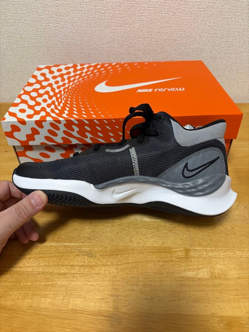 【新品】Nike Renew バスケットボールシューズ 26.5cm
