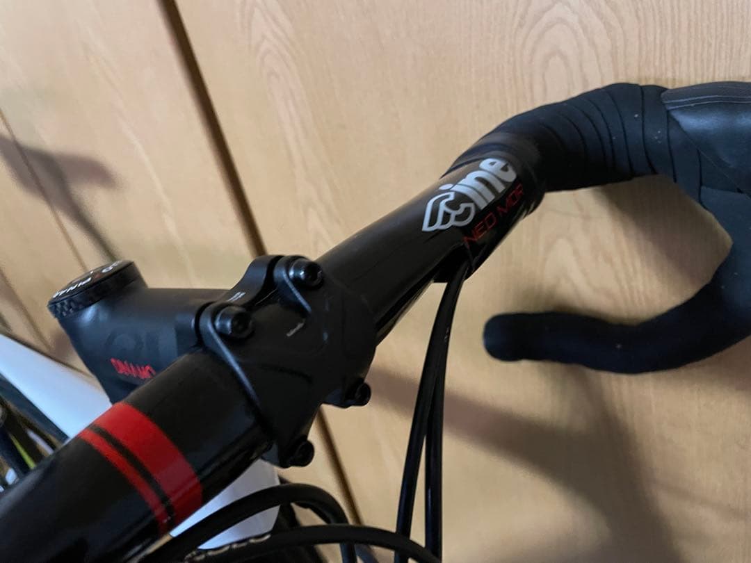 PINARELLO PRINCE 2015年　カンパニョーロ　コーラス