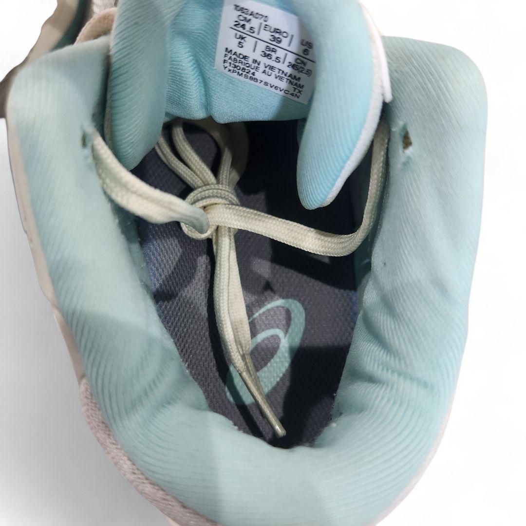 極美品 ASICS アシックス UNPRE ARS 2 24.5cm バッシュ