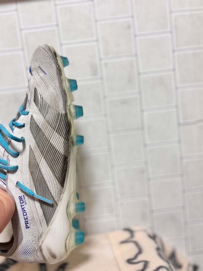 PREDATOR サッカーシューズ ホワイト/シルバー