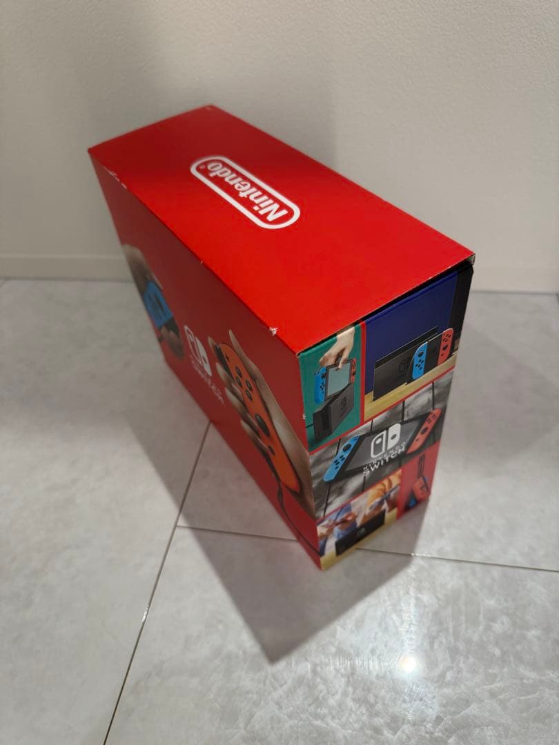 【新品未使用】Nintendo Switch 本体 ネオン