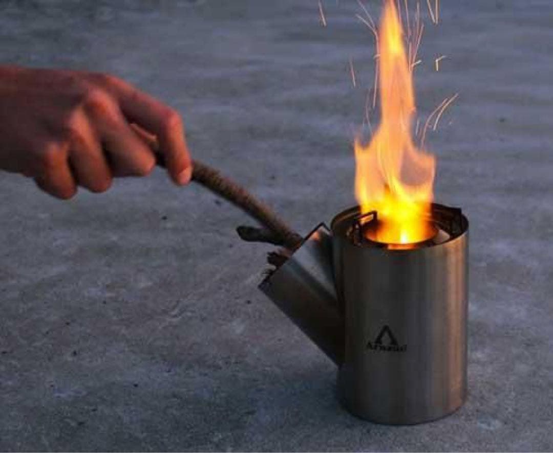 【新品未使用】The Kombuis ロケットストーブ＋クッカー 人気の希少品！