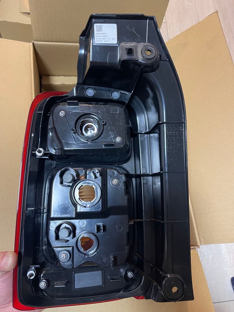 ワゴンRスマイル MX91S/MX81S 純正 右 テールライト ランプ