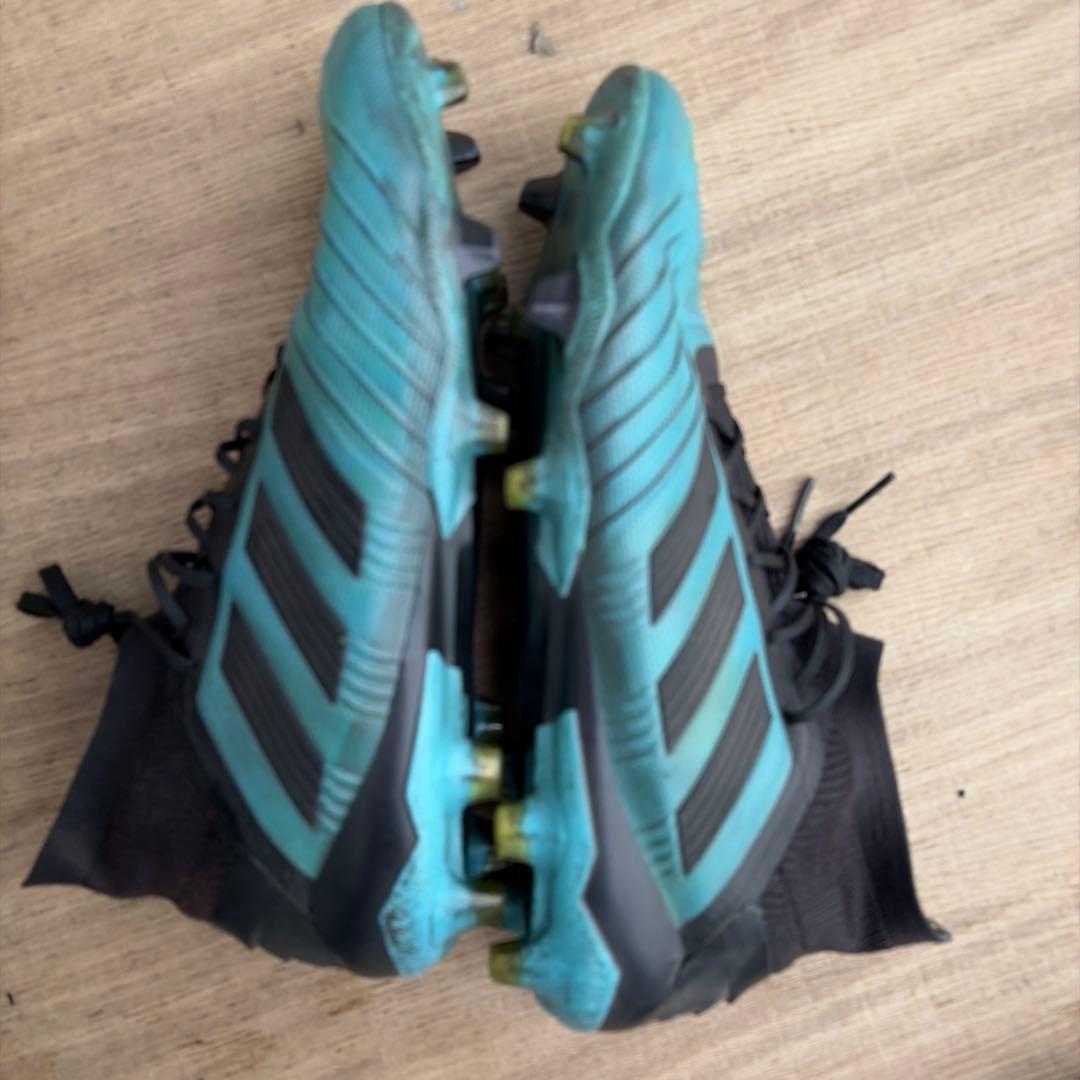 adidasプレデター19.1 HGAG