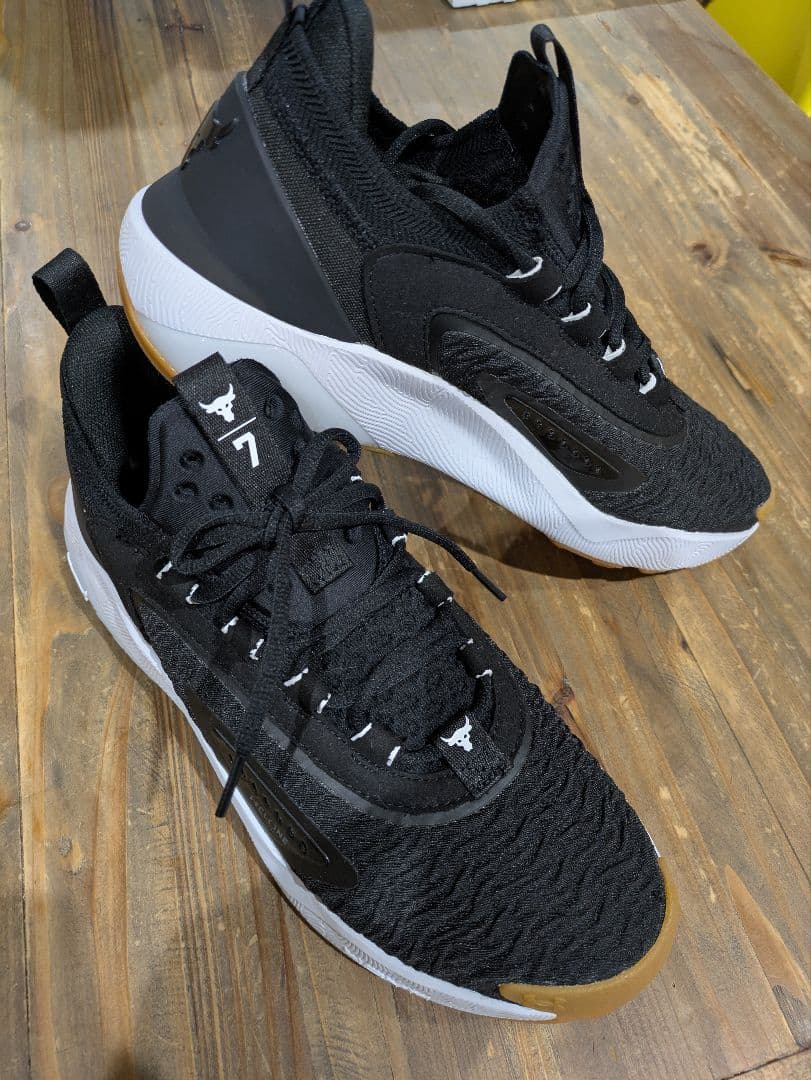 シューズ(女性用) Project Rock7