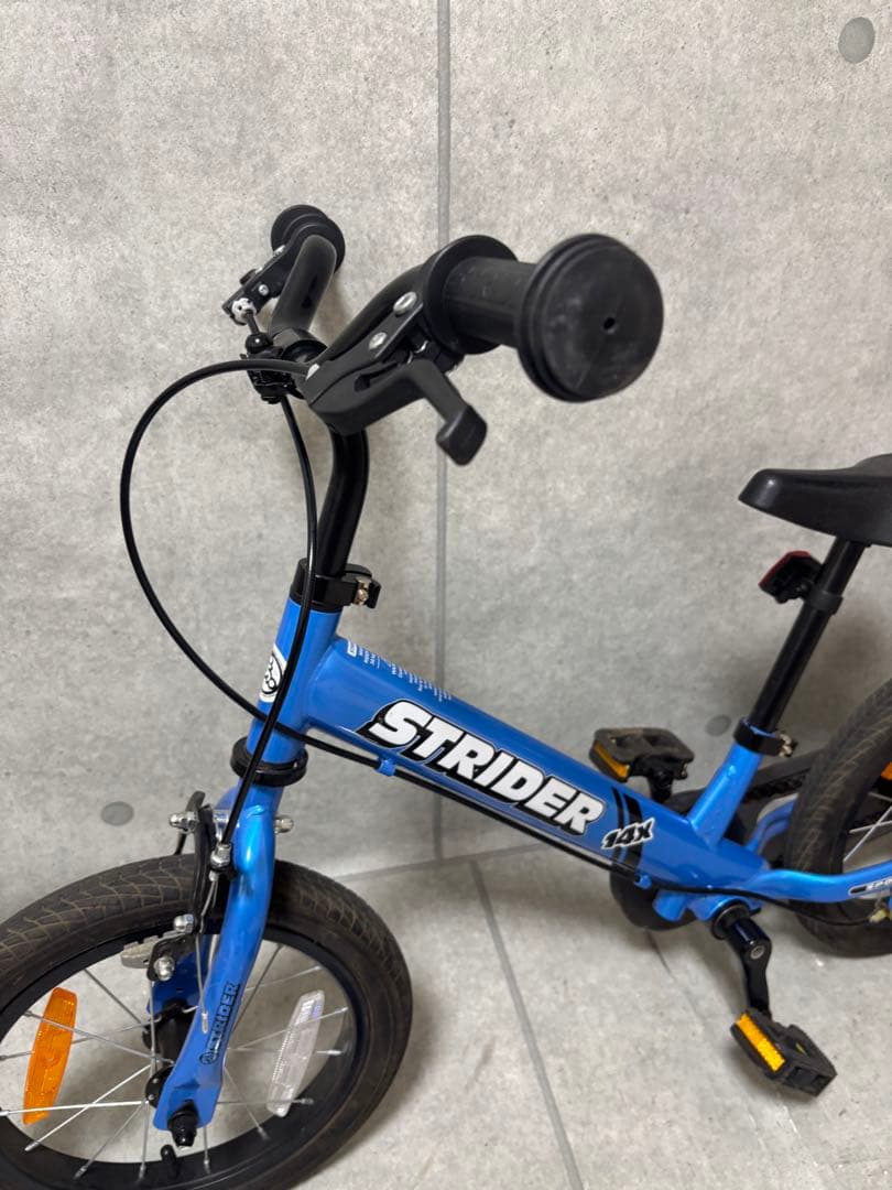 ストライダー　14X 自転車