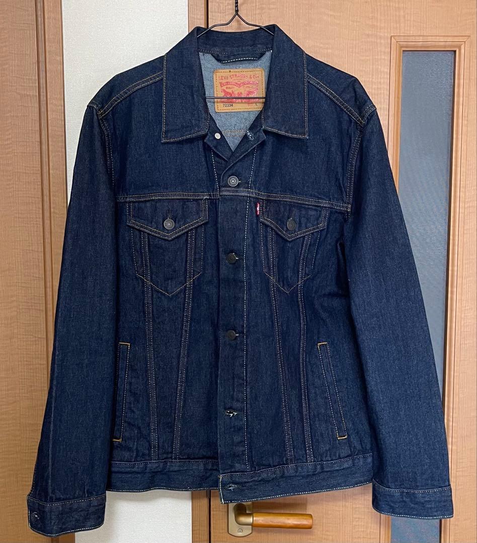 ほぼ新品Levi's デニムジャケット Lサイズ ダークブルー