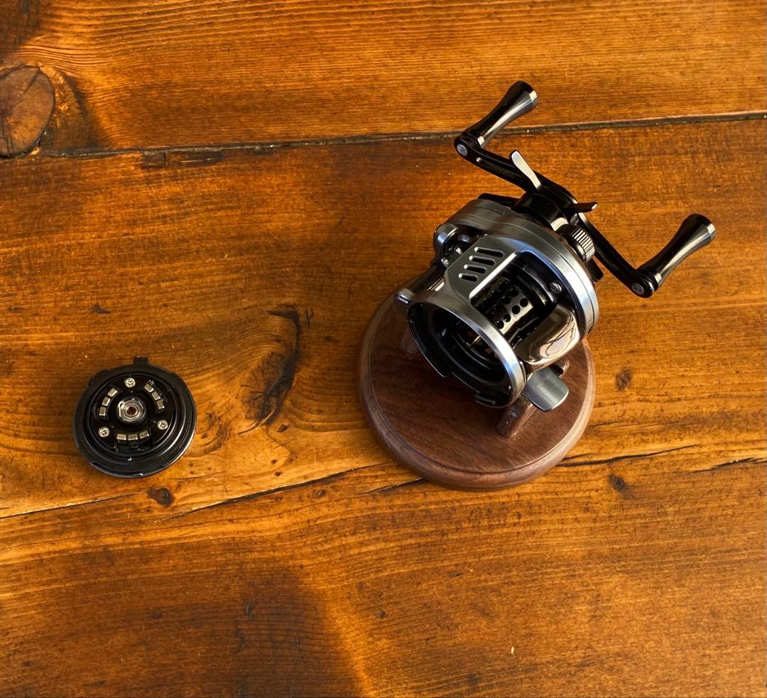 釣り竿セット　トラウトロッド　ウッドグリップ　丸型リール　ベイトロッド　渓流釣り