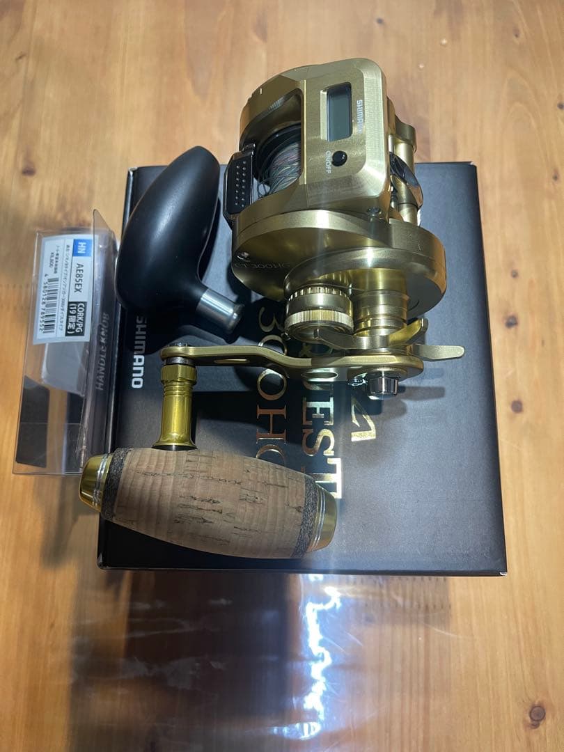 SHIMANO CONQUEST CT 300 ベイトリール ゴールド