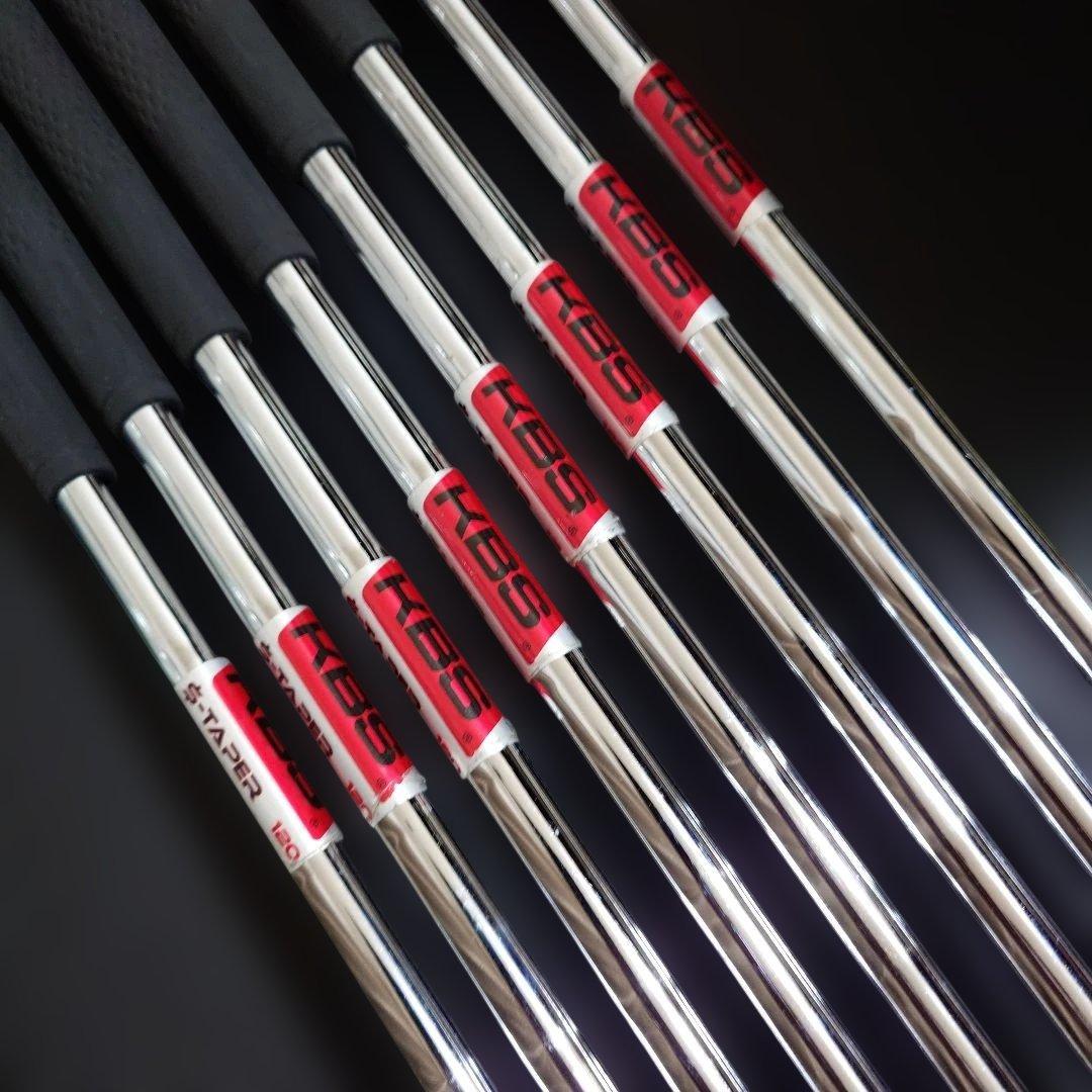 コブラ　キングフォージド ツアー アイアン 8本セット（4～GW）