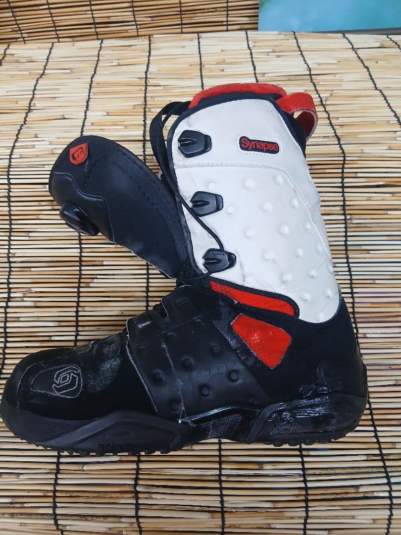 SALOMON スノーボードブーツ