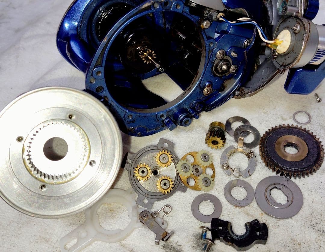 シマノ 電動リール電動丸 3000H 超美品 オーバーホールメンテナンス済み ②