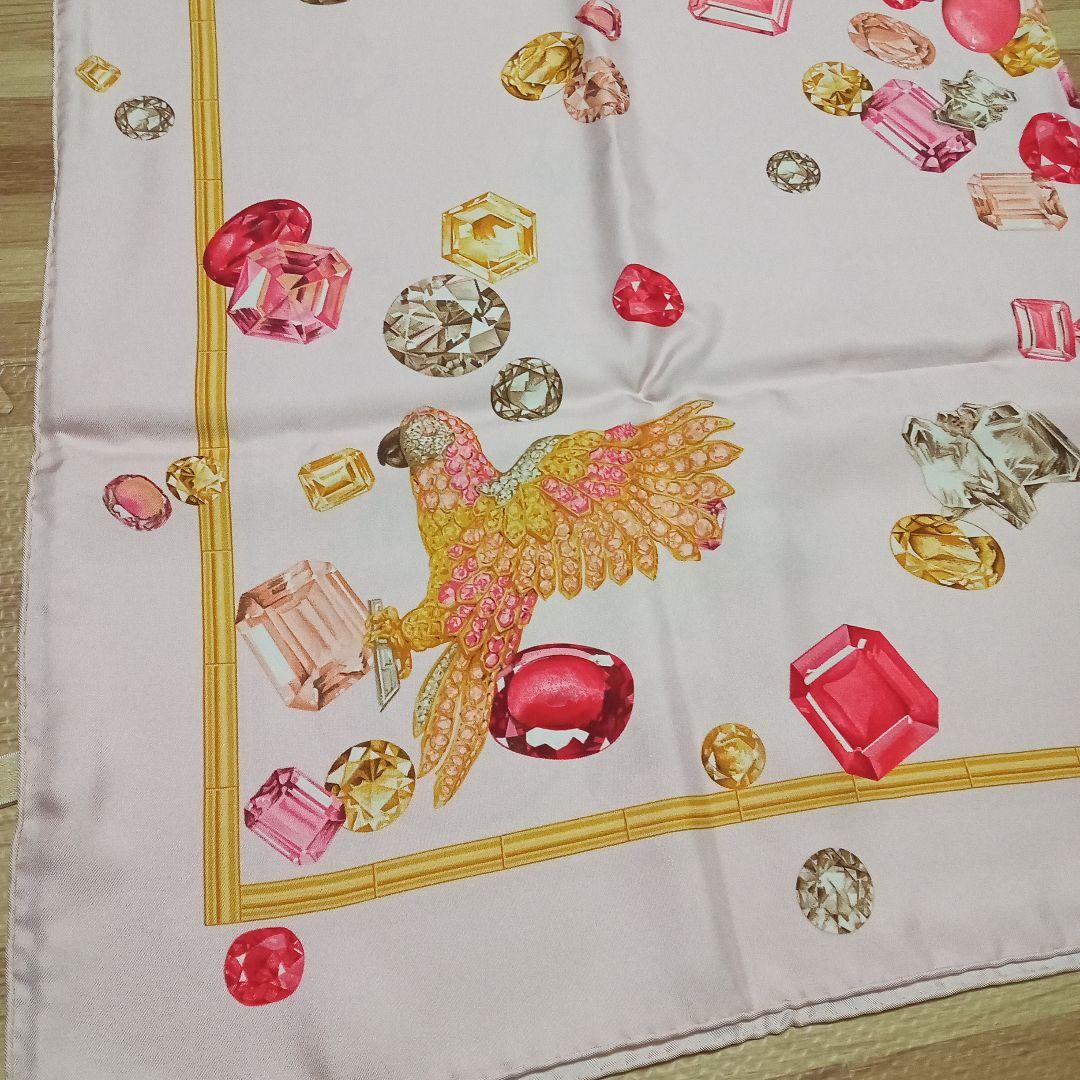 cartier スカーフ