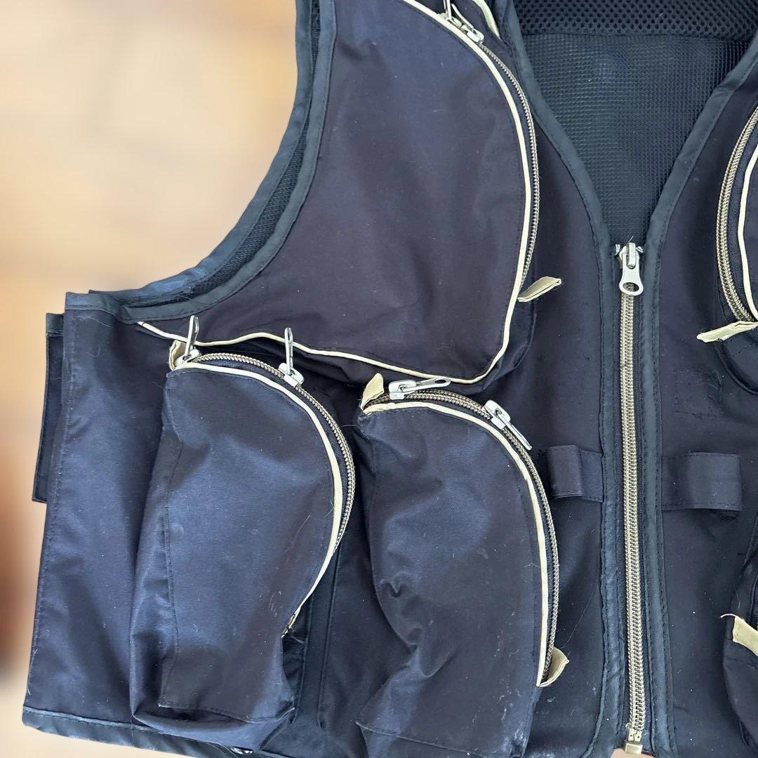 NEXUS フィッシングベスト 赤 SHIMANO とRIUERSON