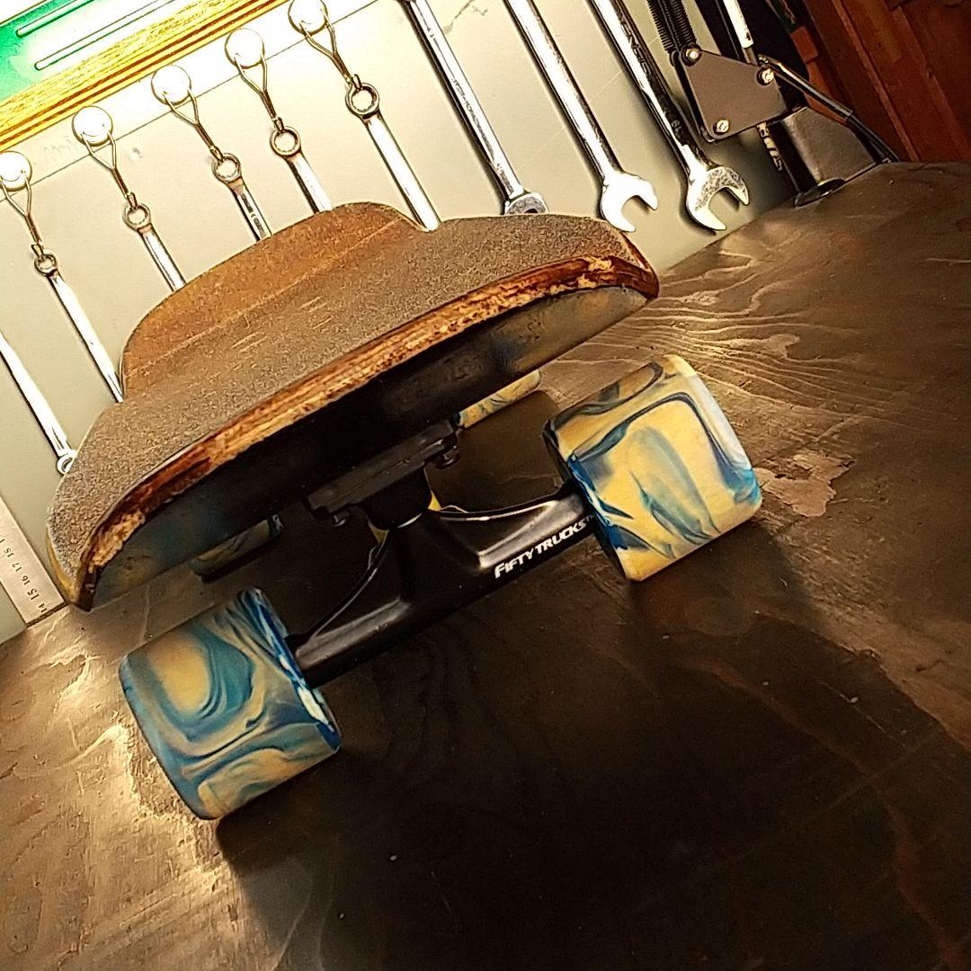 スケボー クルーザー Fifty Tracksトラック & Hawgs