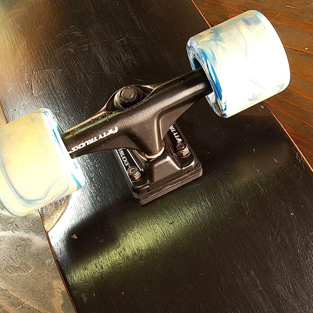 スケボー クルーザー Fifty Tracksトラック & Hawgs