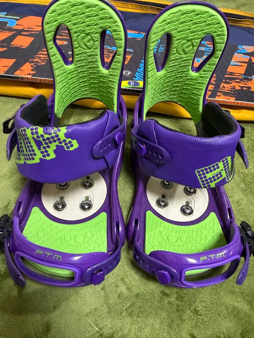 【美品】LIB TECH SKATE BANANA156/FLUX スノーボード