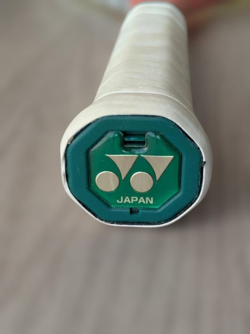 YONEX VCORE 100（ブイコア 100）