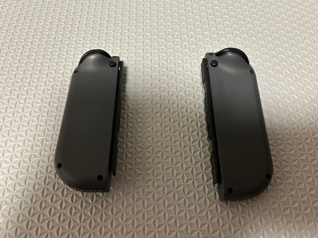 Nintendo Switch 通常版 本体(グレー)