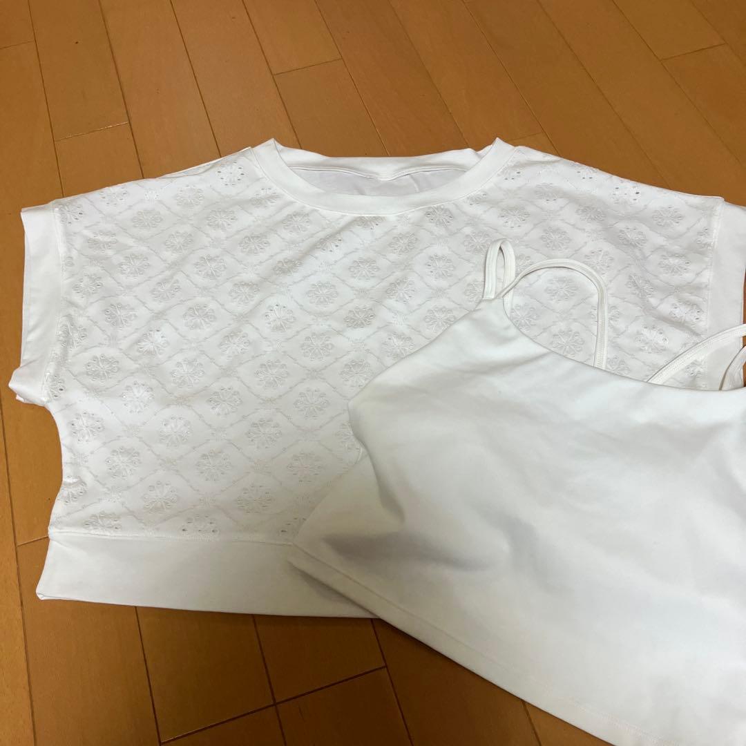 ⭐︎本日限定お値下げ⭐︎ＳＫＡＬＡ美品　ブラトップ付きフラワーレーストップス