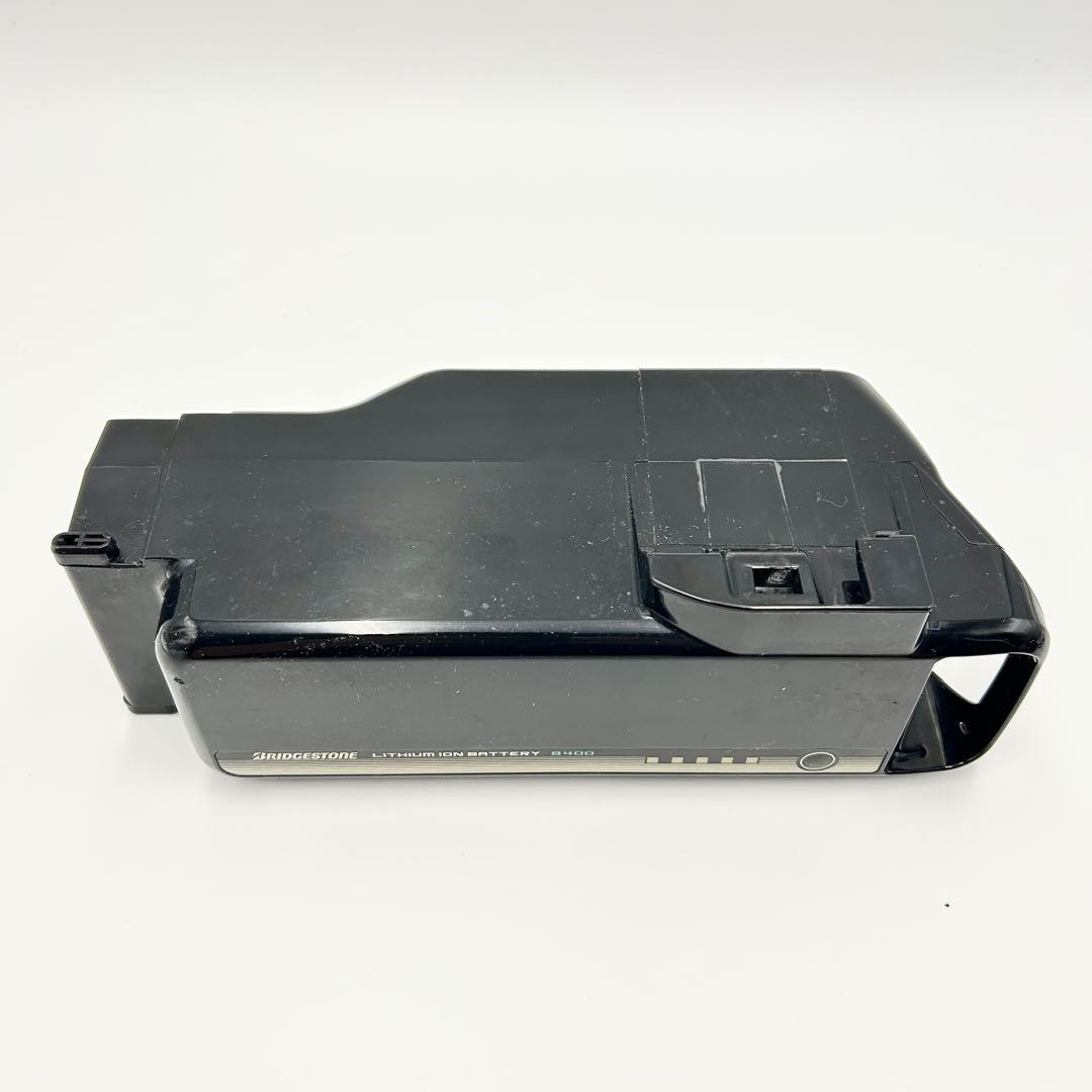 【美品】ブリヂストン　アシスト自転車用 充電器　P5568＋BT-B400