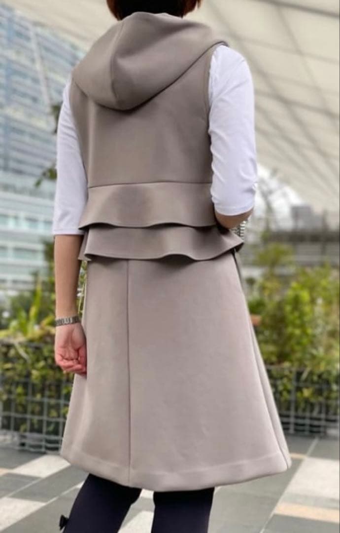 tobechic大きいサイズ44♥︎ダンボールニットロングジレ