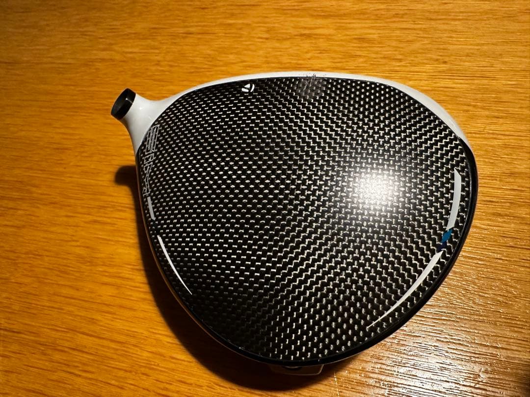 TWIST FACE カーボンファイバー ドライバー　ヘッドカバー付き