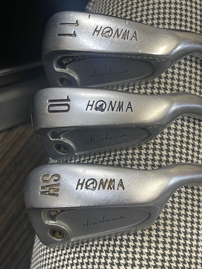 ホンマ HONMA ゴルフクラブ アイアンセット 3本 11 10 SWカーボン
