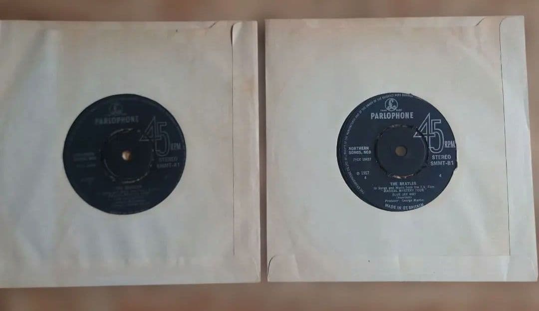 UK初期盤BEATLES MAGICAL MYSTERY TOUR