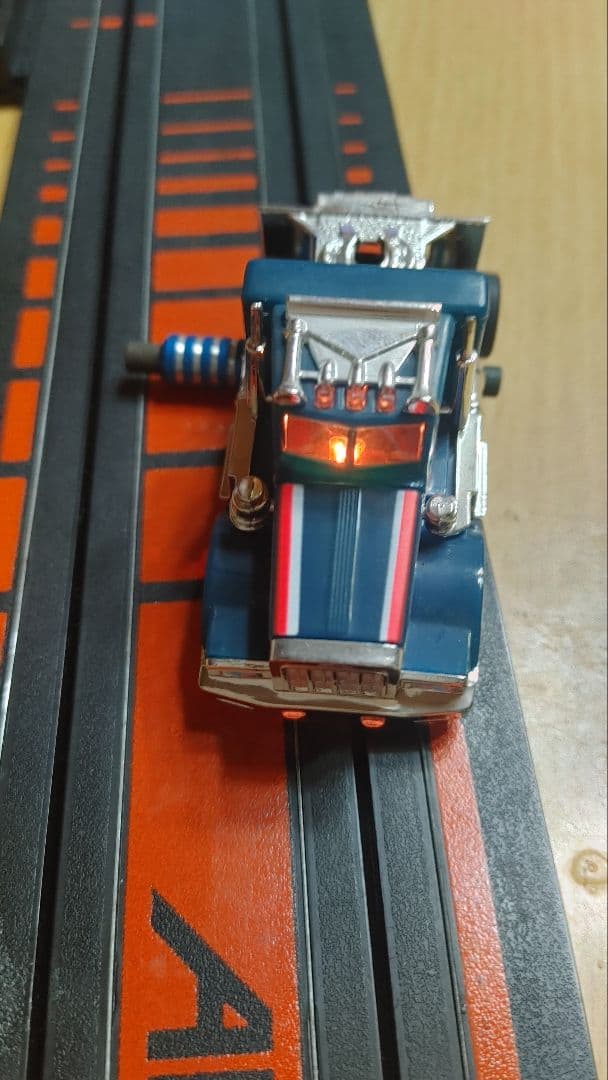 AFX トレーラーHOスロットカー