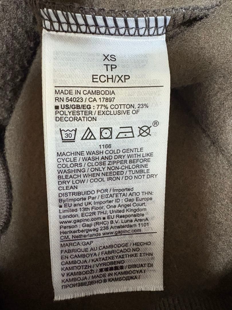 人気完売リラックス GAPロゴ ジップアップパーカー ブラウン