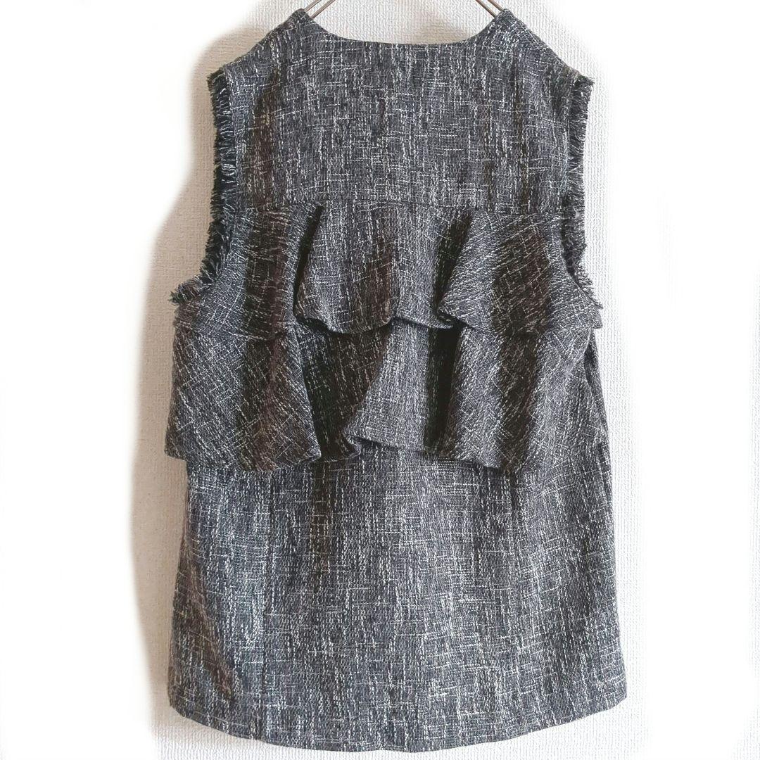 新品タグつき♥Emma Taylor バックラッフルツイードジレ◆フリル