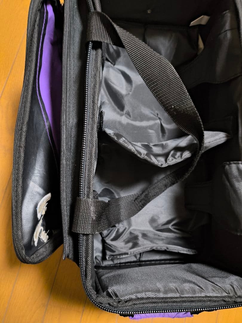 ABS ボウリングバッグ2個用　大変綺麗!! シューズも2足入れられます