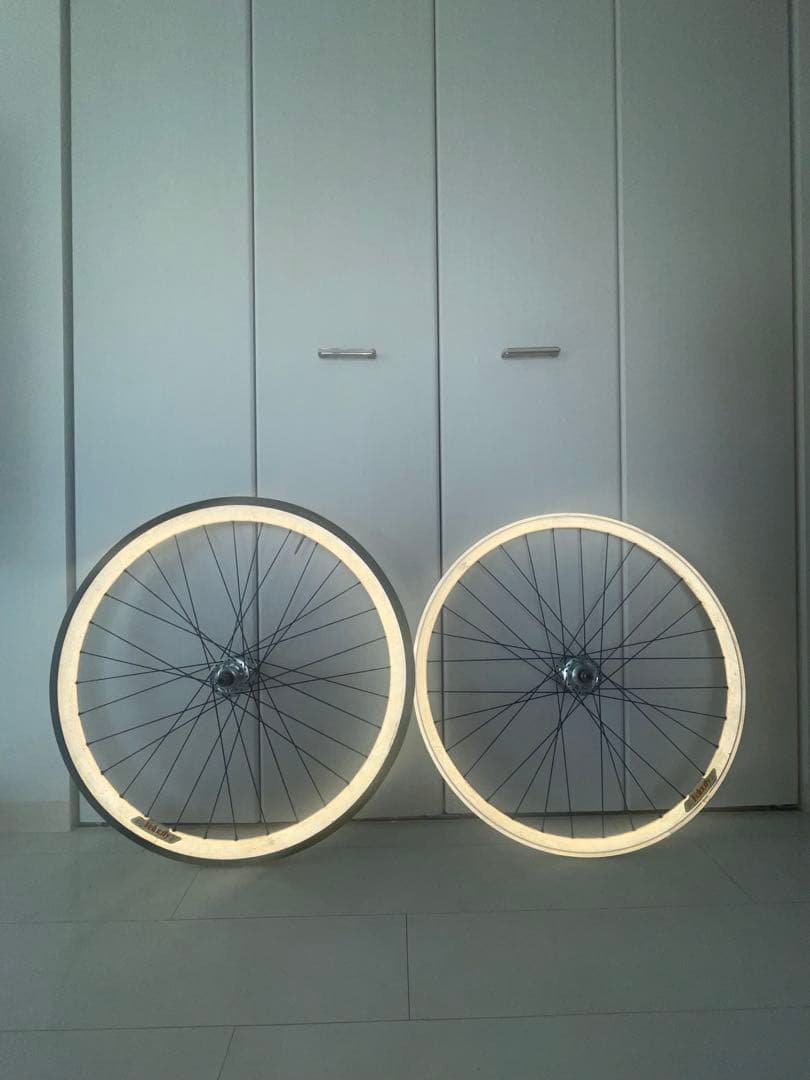 Velocity deep v ホワイト